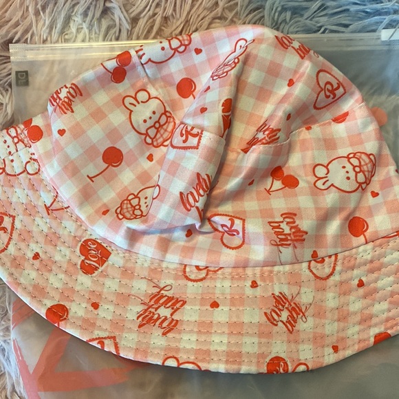 Hello kitty collection bucket hat - Picture 2 of 6